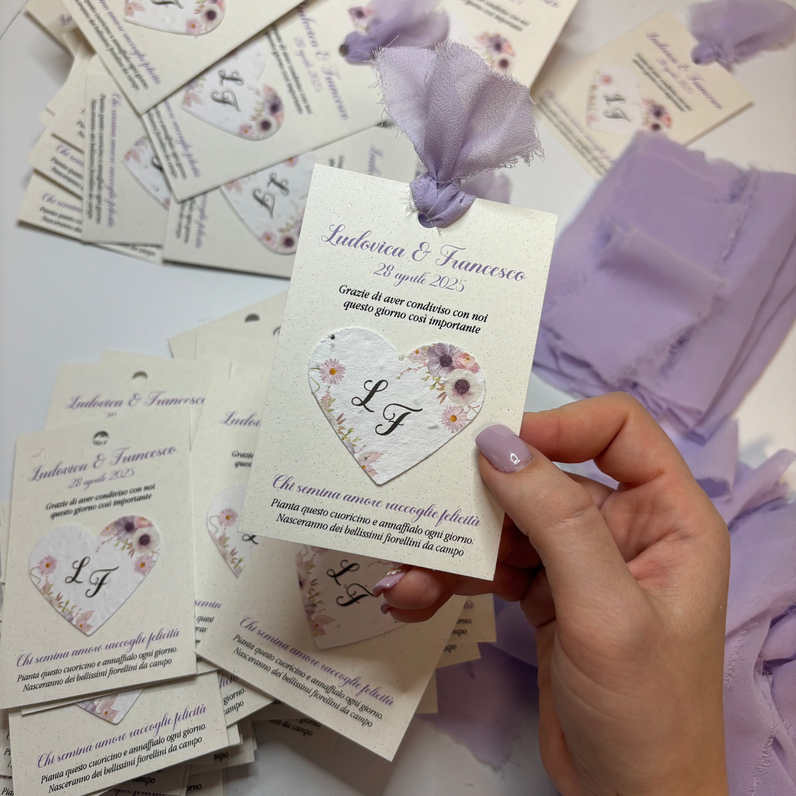 Ringraziamento grande con cuore piantabile