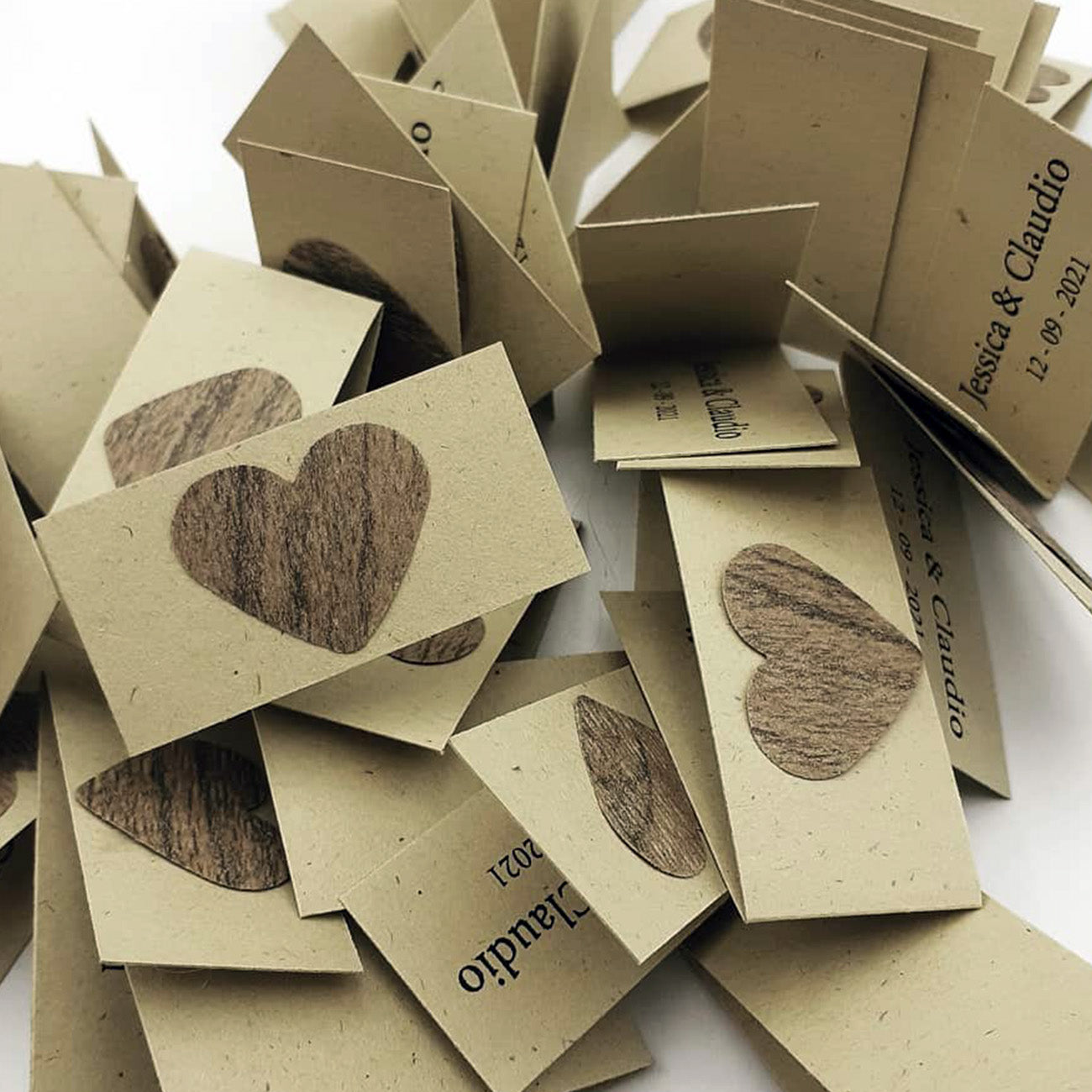 Bigliettino bomboniera cuore ecologico