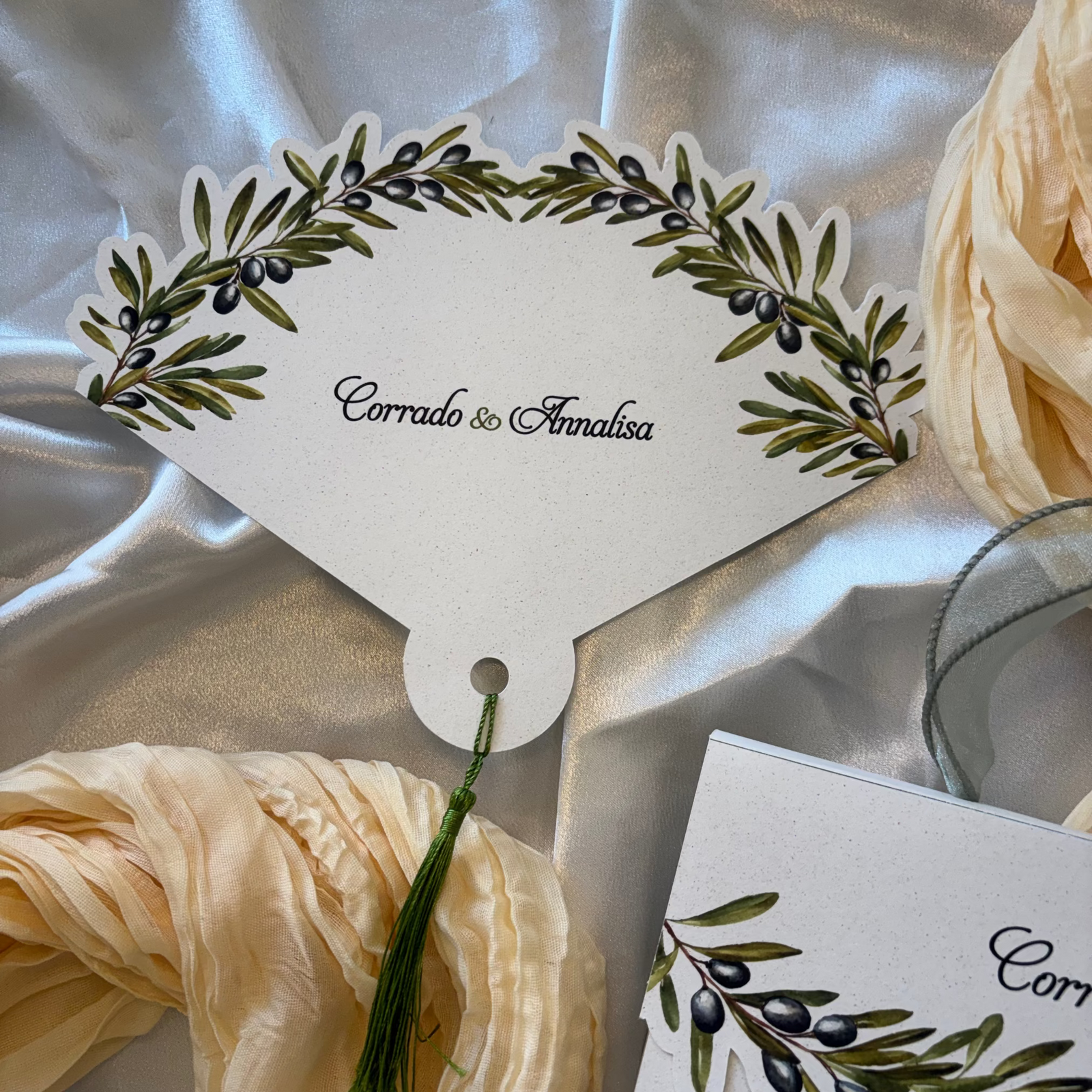 Ventaglio con taglio a vivo